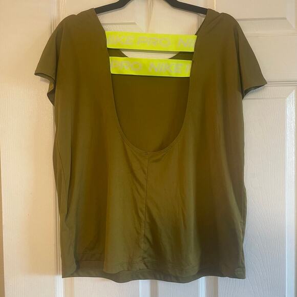 Nike Pro women's training t-shirt in an olive green color with open back size M - Picture 2 of 12